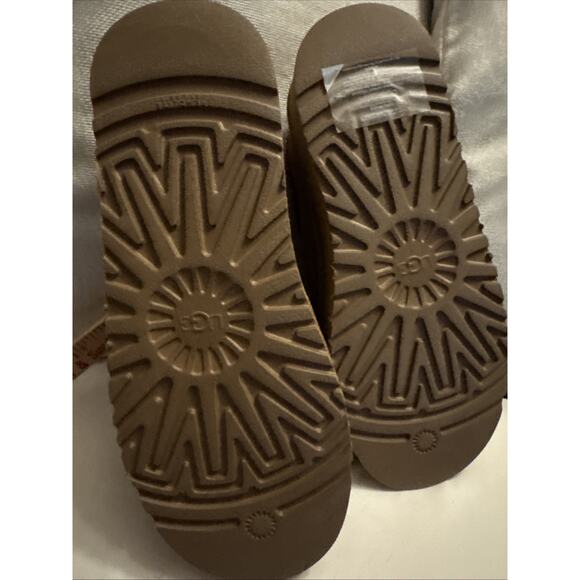 UGG Tazz Chestnut Suede Shoes for Women Size US 10 Stitched Braided NWOT - Picture 5 of 9